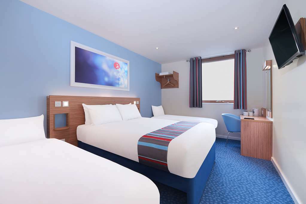Travelodge Buckingham Habitación foto